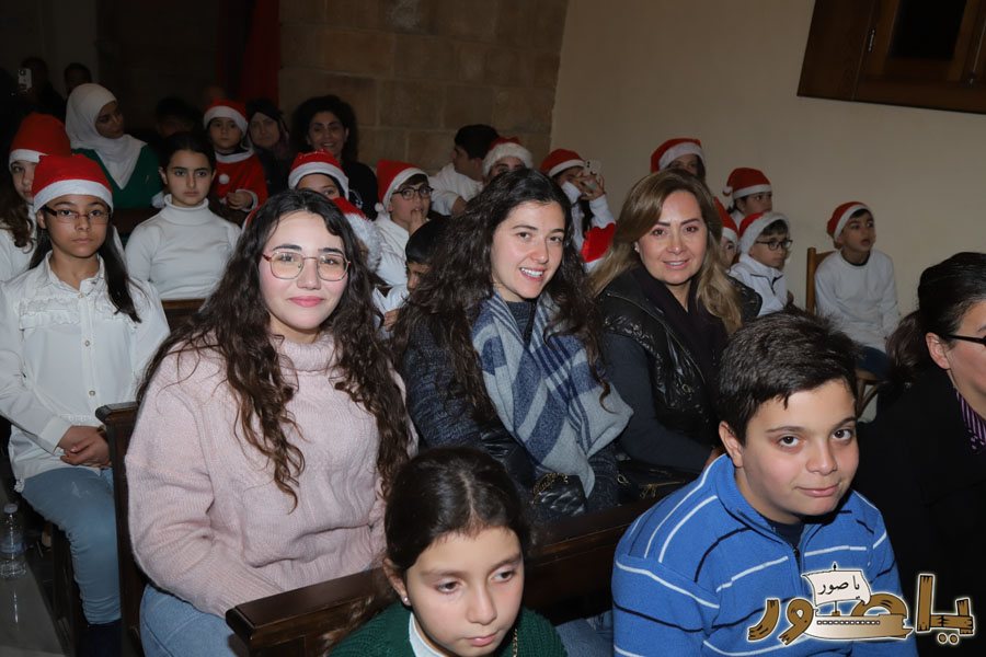 سهرة ترانيم ميلادية في كنيسة مار أنطونيوس صور