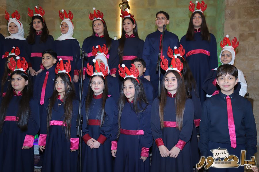 سهرة ترانيم ميلادية في كنيسة مار أنطونيوس صور