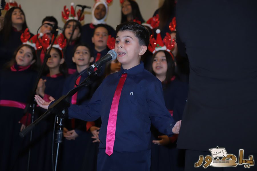 سهرة ترانيم ميلادية في كنيسة مار أنطونيوس صور