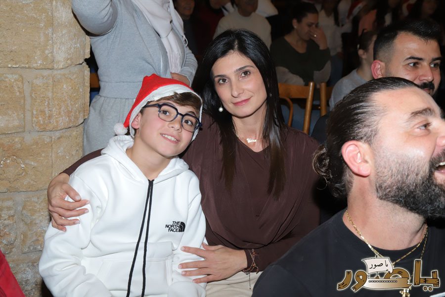 سهرة ترانيم ميلادية في كنيسة مار أنطونيوس صور