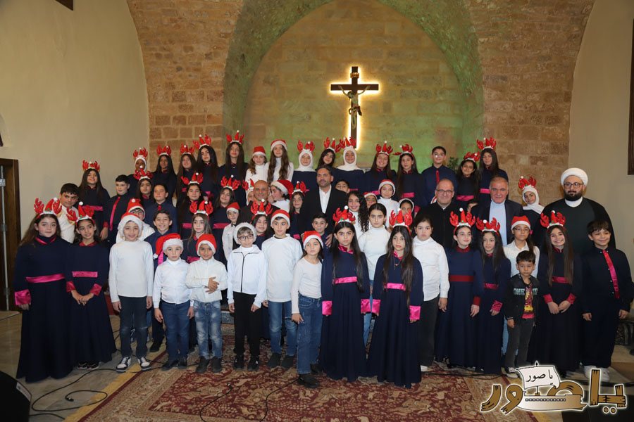 سهرة ترانيم ميلادية في كنيسة مار أنطونيوس صور