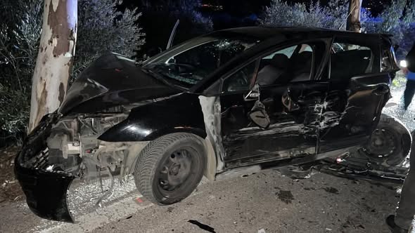 حادث مروري على الطريق العام يسفر عن إصابة أحد الركاب