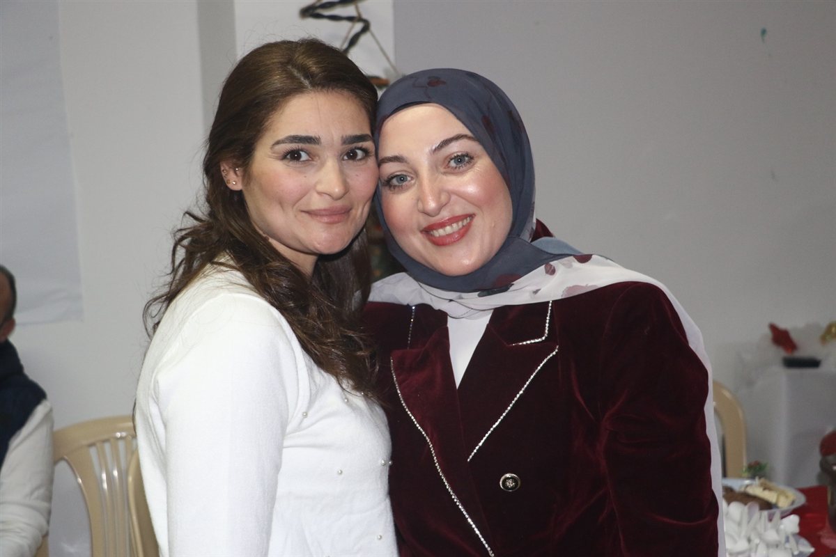 مدرسة صور الدولية TCS تكرم هيئتيها التعليمية والإدارية بعشاء احتفالي بمناسبة الأعياد