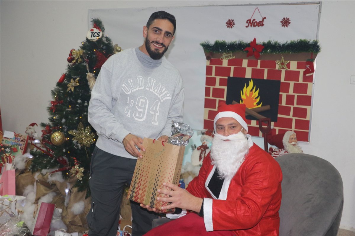 مدرسة صور الدولية TCS تكرم هيئتيها التعليمية والإدارية بعشاء احتفالي بمناسبة الأعياد