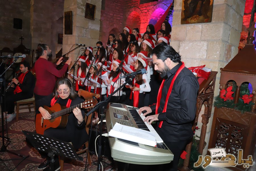 بالصور: رسيتال ميلادي في كاتدرائية القديس توما الرسول للروم الملكيين الكاثوليك في صور