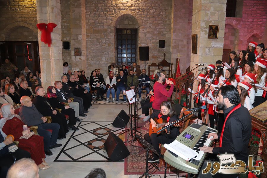 بالصور: رسيتال ميلادي في كاتدرائية القديس توما الرسول للروم الملكيين الكاثوليك في صور