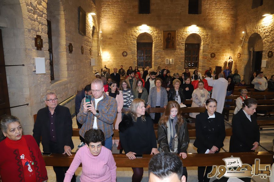 قداس ليلة الميلاد المجيد في كاتدرائية سيدة البحار المارونية في صور