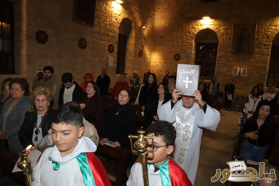 قداس ليلة الميلاد المجيد في كاتدرائية سيدة البحار المارونية في صور