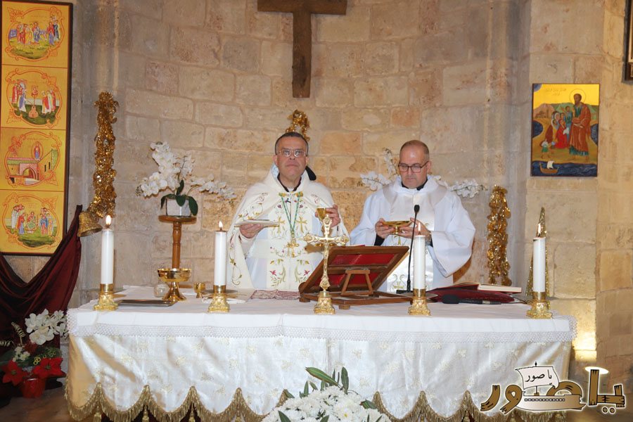 قداس ليلة الميلاد المجيد في كاتدرائية سيدة البحار المارونية في صور