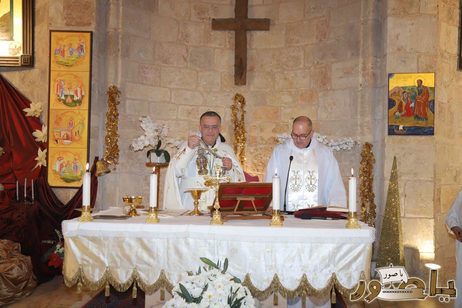 قداس ليلة الميلاد المجيد في كاتدرائية سيدة البحار المارونية في صور