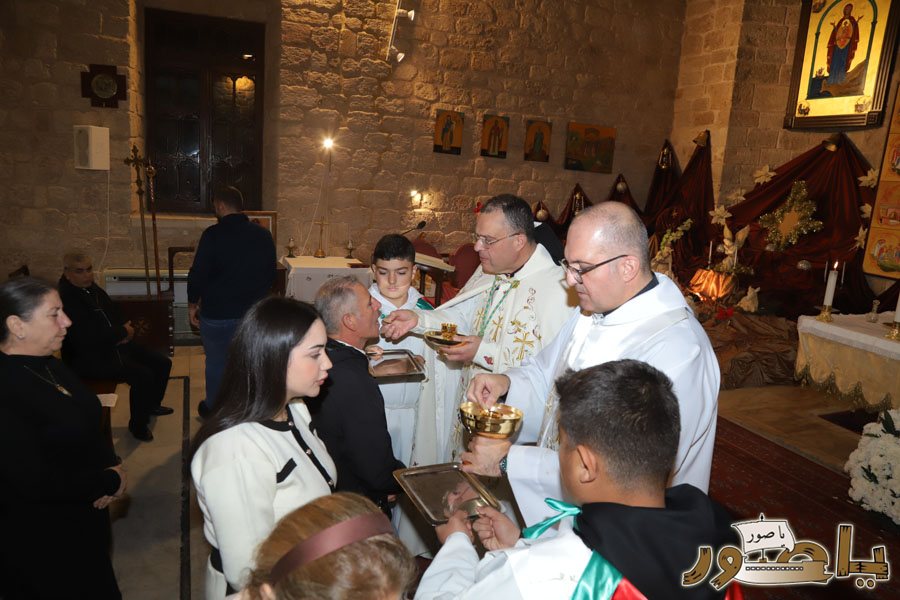 قداس ليلة الميلاد المجيد في كاتدرائية سيدة البحار المارونية في صور