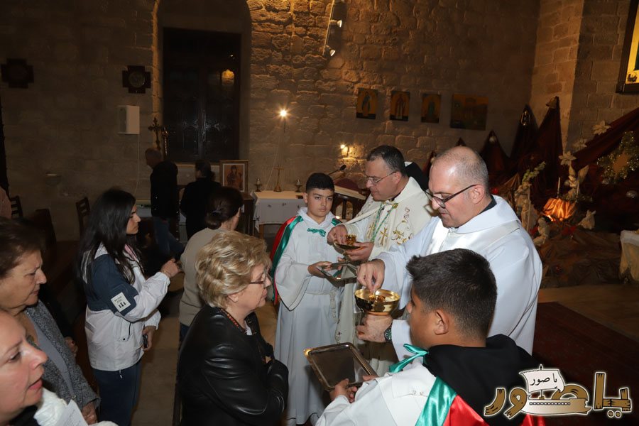 قداس ليلة الميلاد المجيد في كاتدرائية سيدة البحار المارونية في صور