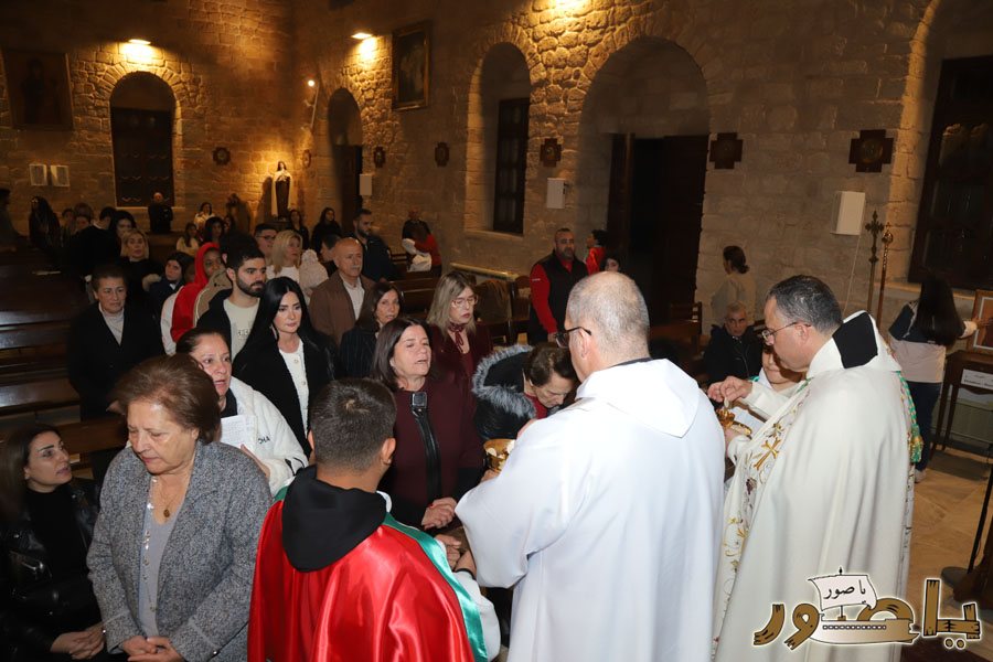 قداس ليلة الميلاد المجيد في كاتدرائية سيدة البحار المارونية في صور
