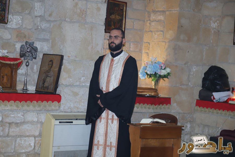 قداس ليلة الميلاد المجيد في كاتدرائية القديس توما الرسول للروم الملكيين الكاثوليك في صور