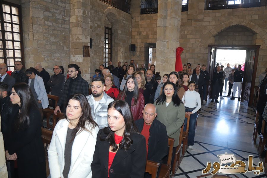 بالصور: قداس الميلاد المجيد في كاتدرائية القديس توما الرسول للروم الملكيين الكاثوليك في صور