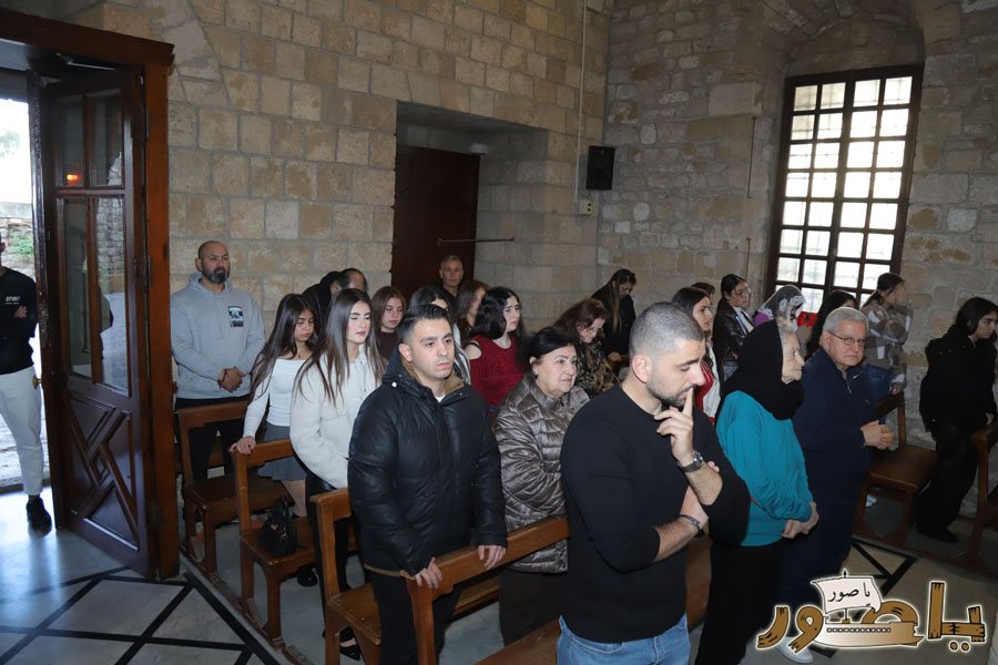 بالصور: قداس الميلاد المجيد في كاتدرائية القديس توما الرسول للروم الملكيين الكاثوليك في صور