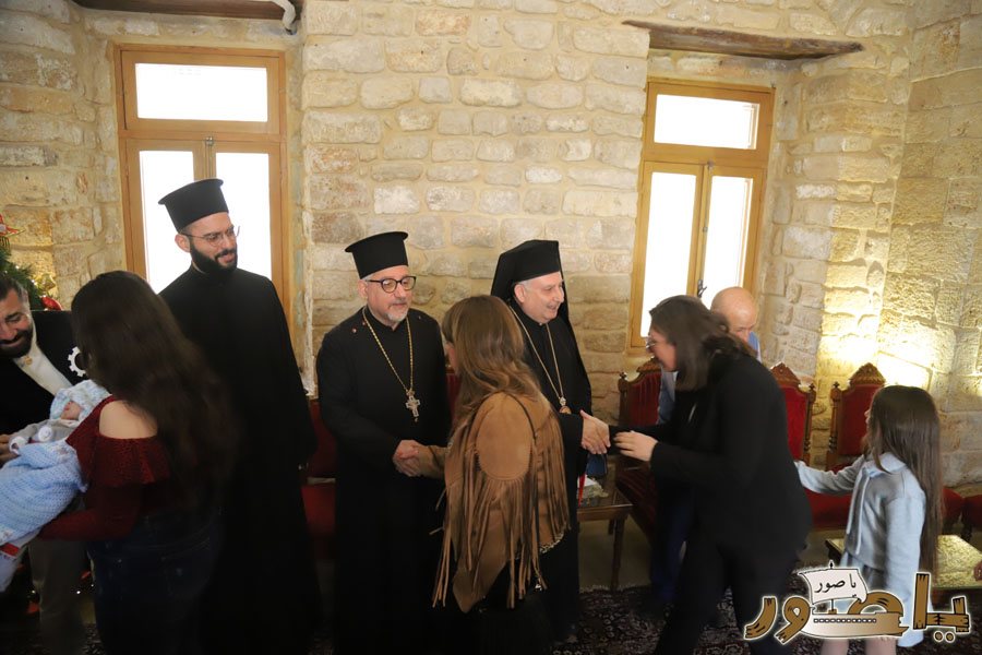 بالصور: قداس الميلاد المجيد في كاتدرائية القديس توما الرسول للروم الملكيين الكاثوليك في صور