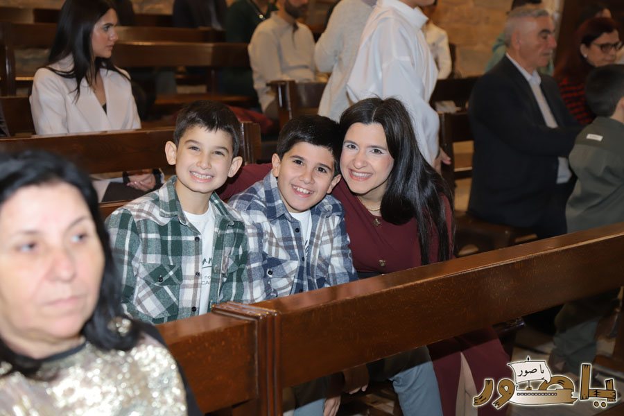 بالصور: قداس الميلاد المجيد في كاتدرائية سيدة البحار المارونية في صور