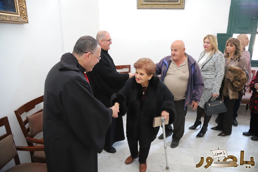 بالصور: قداس الميلاد المجيد في كاتدرائية سيدة البحار المارونية في صور