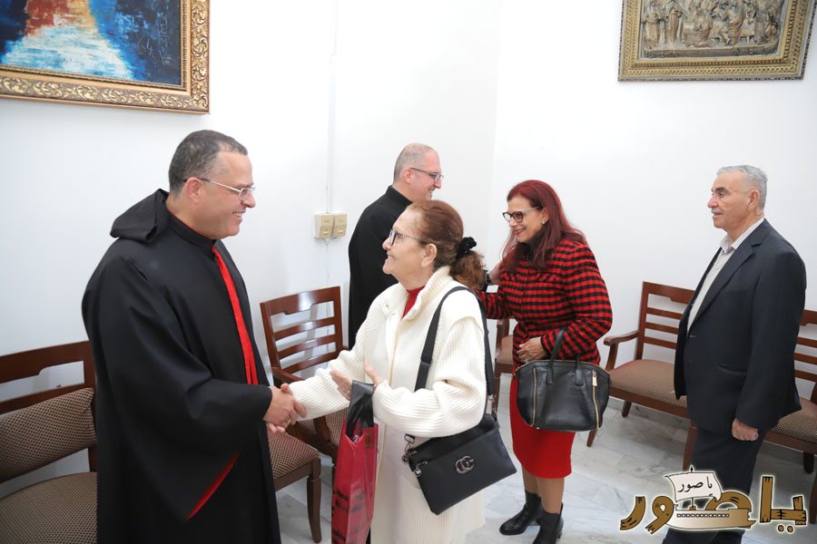 بالصور: قداس الميلاد المجيد في كاتدرائية سيدة البحار المارونية في صور