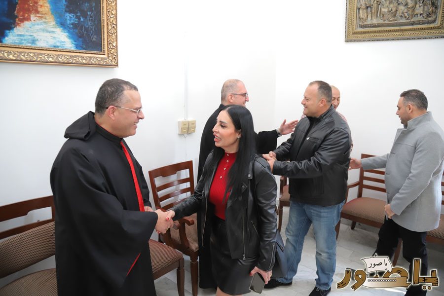 بالصور: قداس الميلاد المجيد في كاتدرائية سيدة البحار المارونية في صور