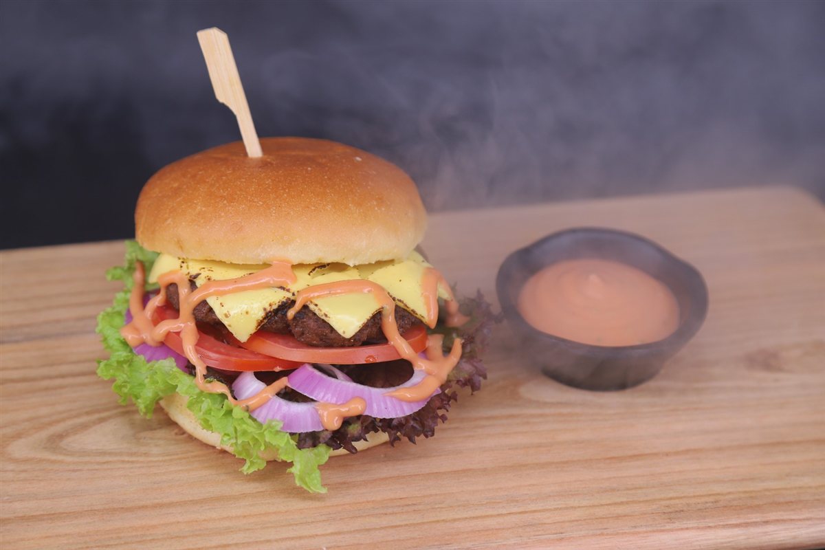 رجع Hawsa House بعد غياب 3 سنين ليفتح ابوابه من جديد لزبائنه الكرام بصور