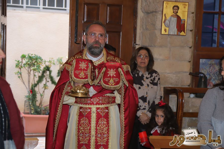 بالصور: قداس الميلاد المجيد في كنيسة القديس توما للروم الارثوذكس في صور