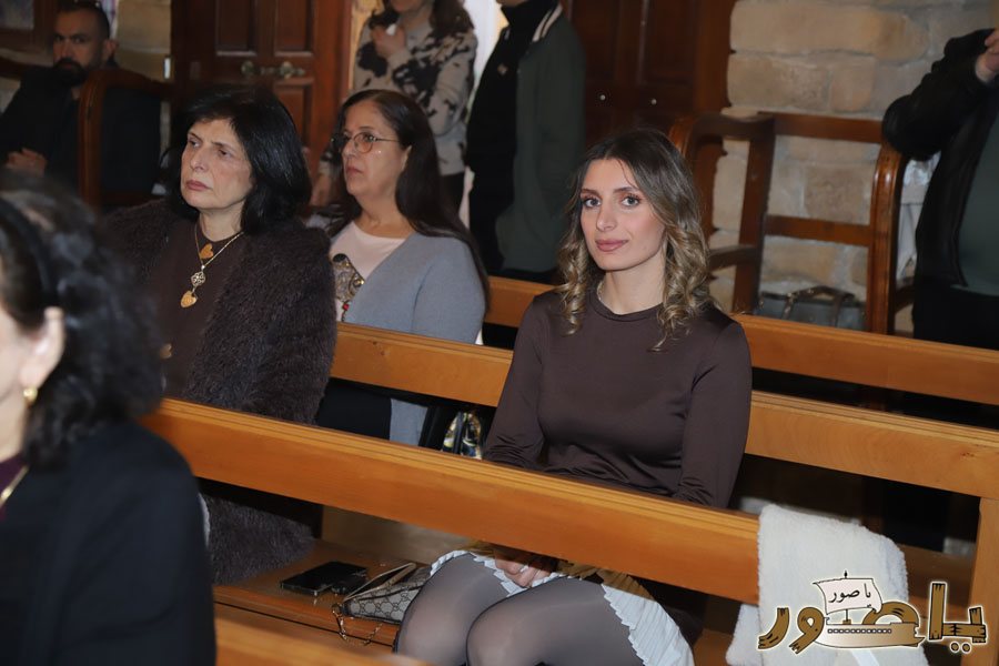 بالصور: قداس الميلاد المجيد في كنيسة القديس توما للروم الارثوذكس في صور