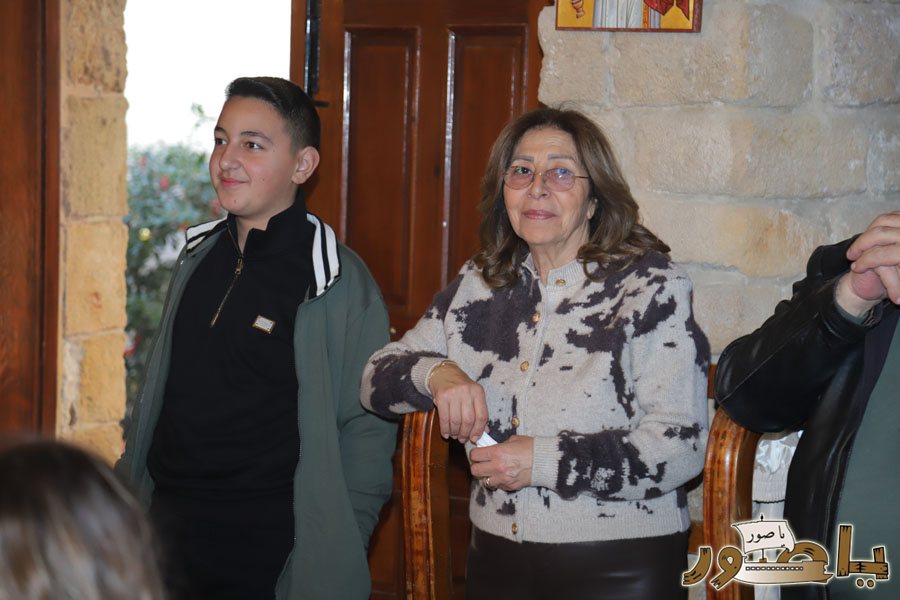 بالصور: قداس الميلاد المجيد في كنيسة القديس توما للروم الارثوذكس في صور