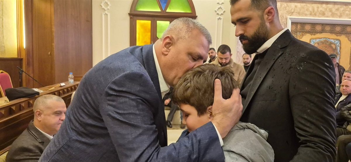 في بلدة مزبود الشوفية... قدم المدير العام للأمن العام اللواء حسن شقير التعازي لعائلة المفتش المؤهل اول علاء الدين شحادة