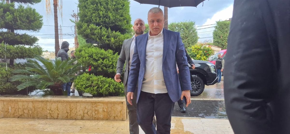 في بلدة مزبود الشوفية... قدم المدير العام للأمن العام اللواء حسن شقير التعازي لعائلة المفتش المؤهل اول علاء الدين شحادة