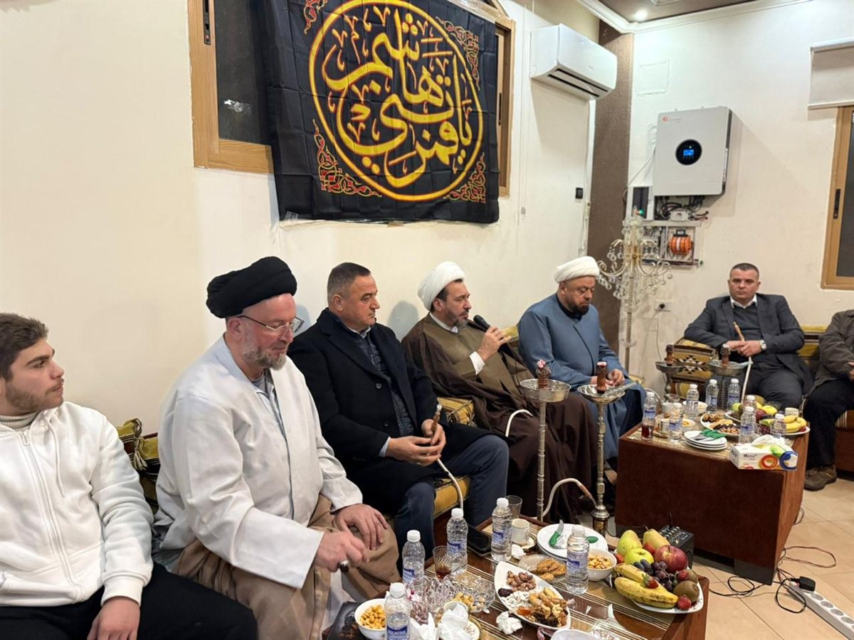 أمسية ثقافية في منزل السيد عبد القادر حردان في حي طيرحرفا - السماعية