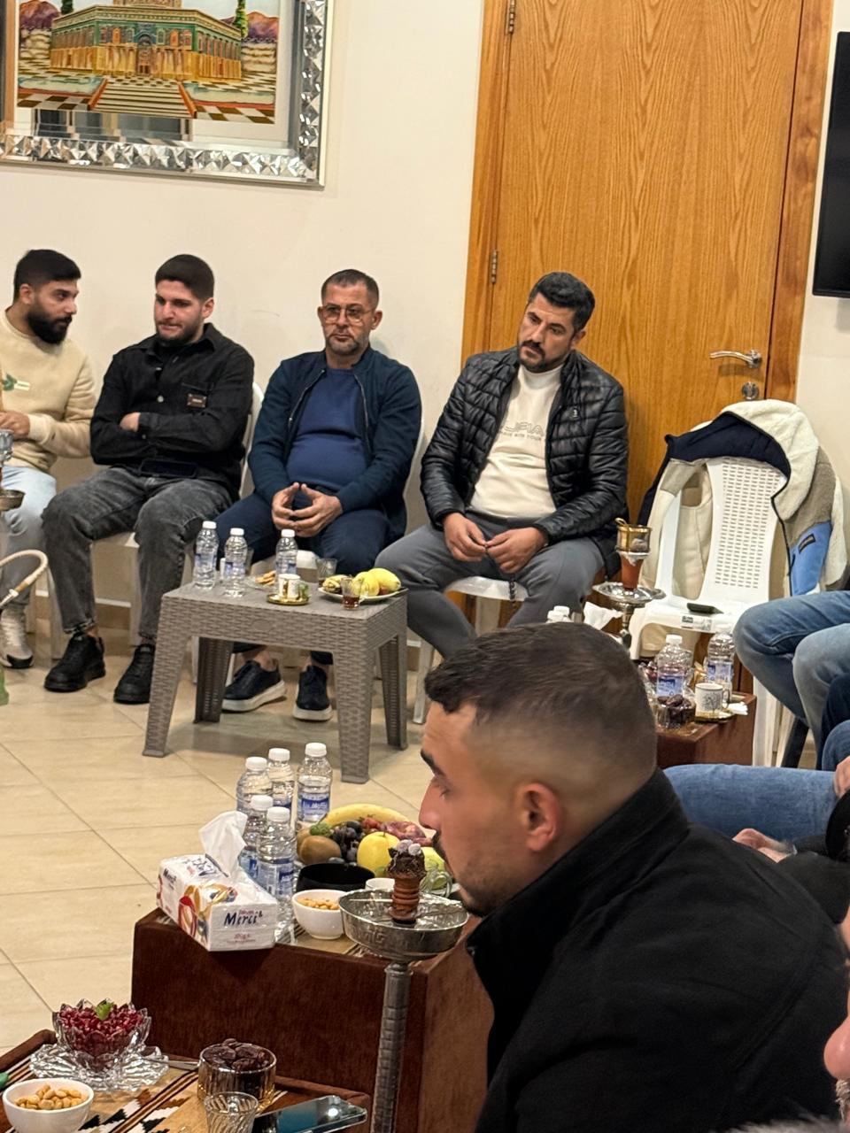 أمسية ثقافية في منزل السيد عبد القادر حردان في حي طيرحرفا - السماعية