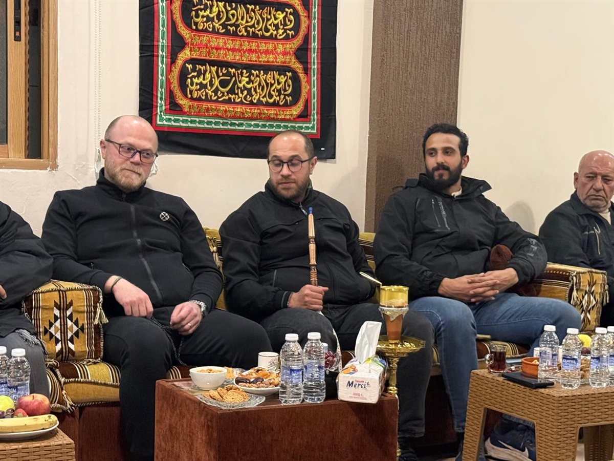 أمسية ثقافية في منزل السيد عبد القادر حردان في حي طيرحرفا - السماعية