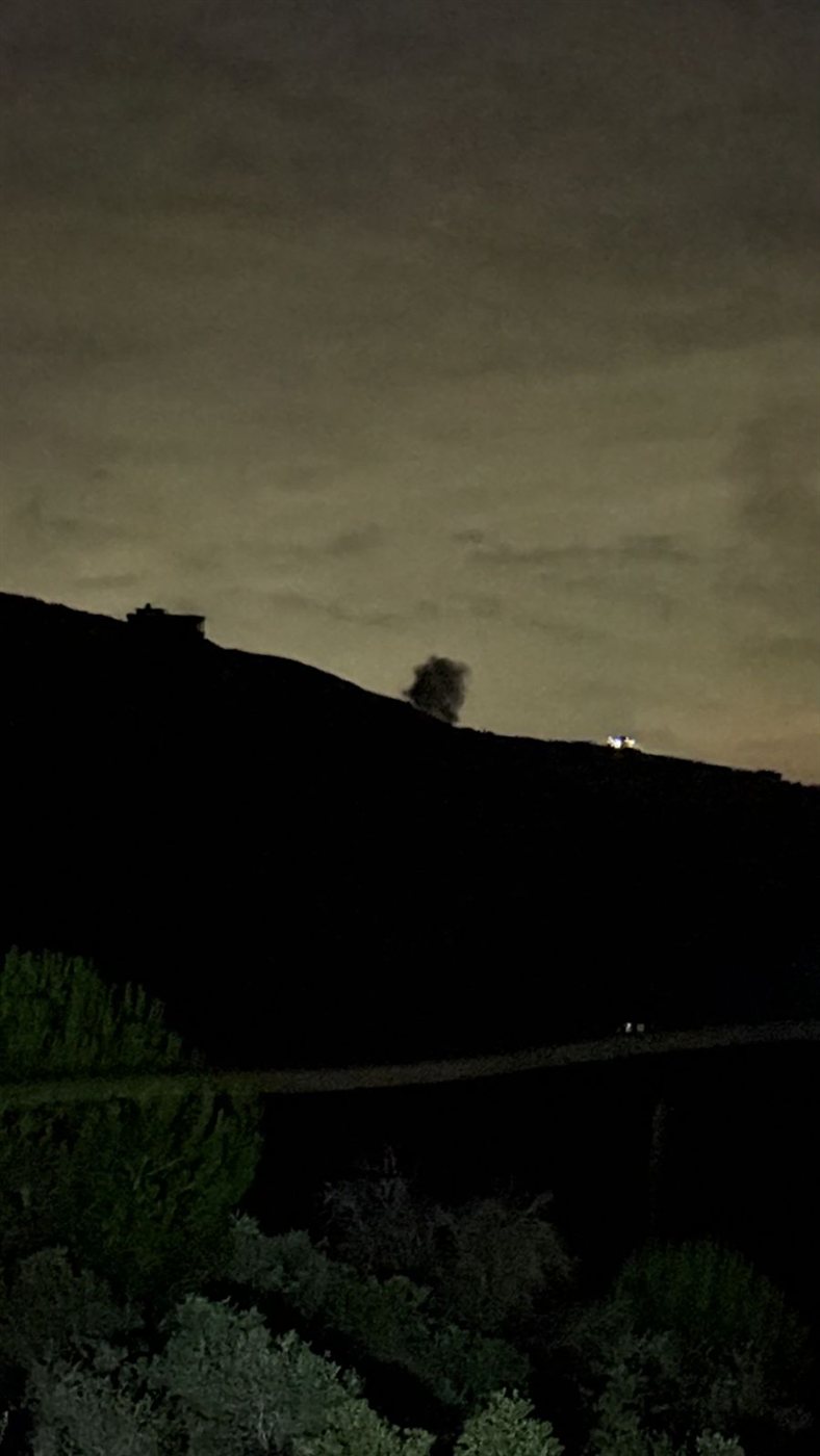 بالصور: قصف مدفعي يستهدف بلدة يارون