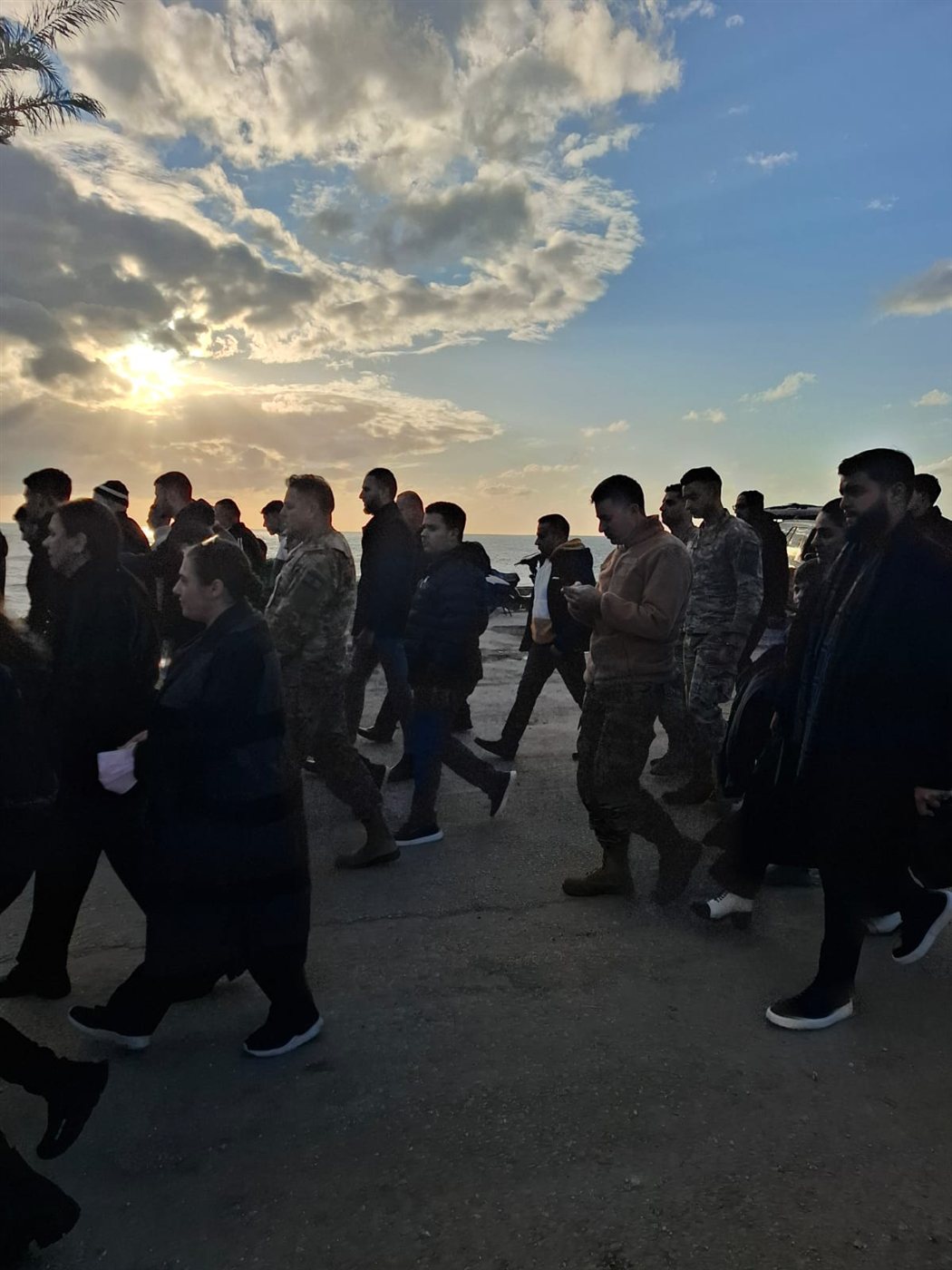 بالصور: تشييع الشاب مخايل الجوني والصلاة لراحة نفسه في صور