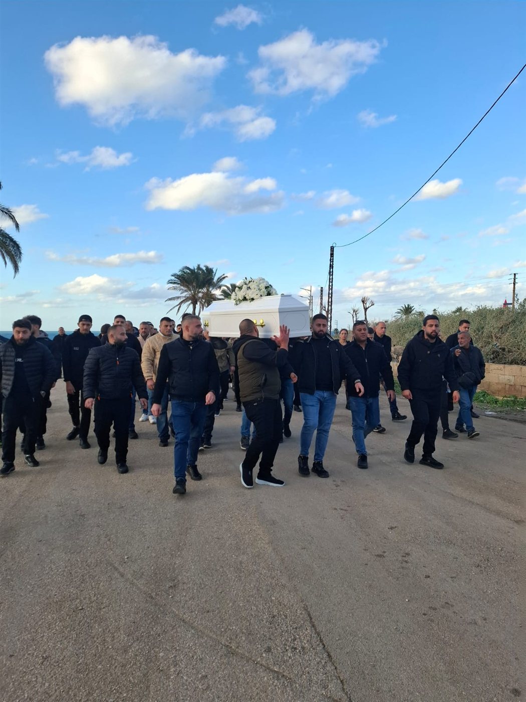 بالصور: تشييع الشاب مخايل الجوني والصلاة لراحة نفسه في صور