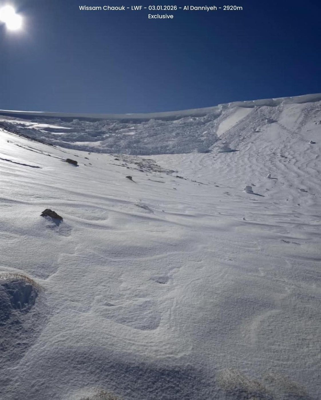 إنهيار ثلجي كبير جدا في بلدة لبنانية وتحذير لممارسي الرياضات الشتوية