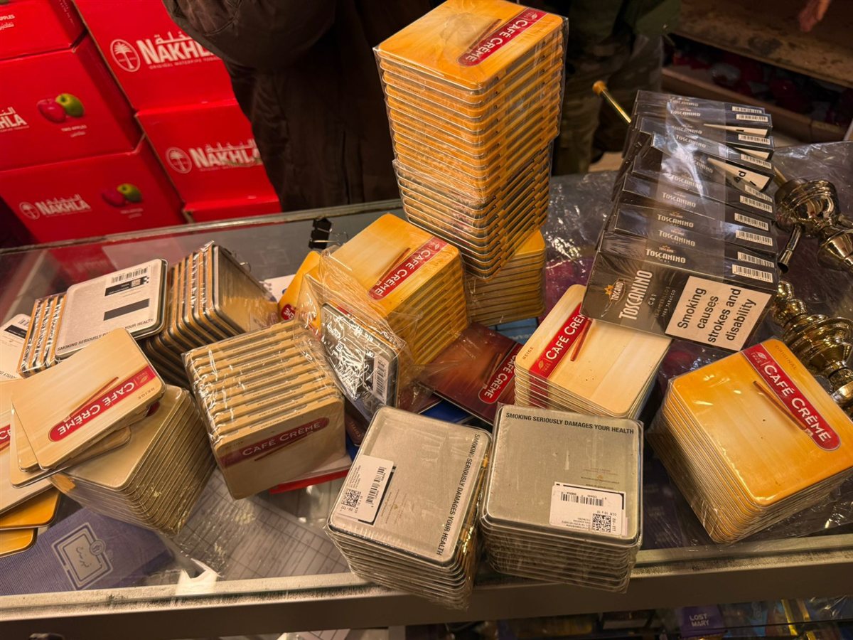 دهم أحياء في الضاحية: ضبط تبغ مهرب ومزور.. وعقوبات بحق المخالفين! (صور)