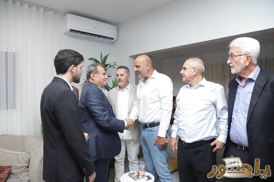 بالصور من أبيدجان: خطوبة الشاب حمزة فرحات على الآنسة إيفانا ياسين