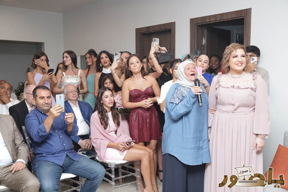 بالصور من أبيدجان: خطوبة الشاب حمزة فرحات على الآنسة إيفانا ياسين