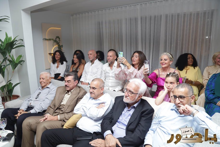 بالصور من أبيدجان: خطوبة الشاب حمزة فرحات على الآنسة إيفانا ياسين