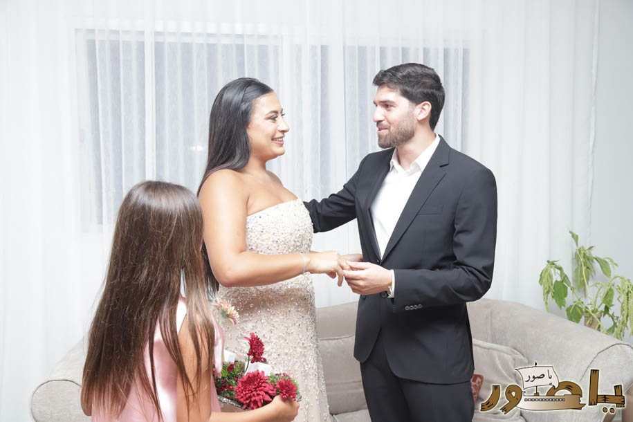 بالصور من أبيدجان: خطوبة الشاب حمزة فرحات على الآنسة إيفانا ياسين