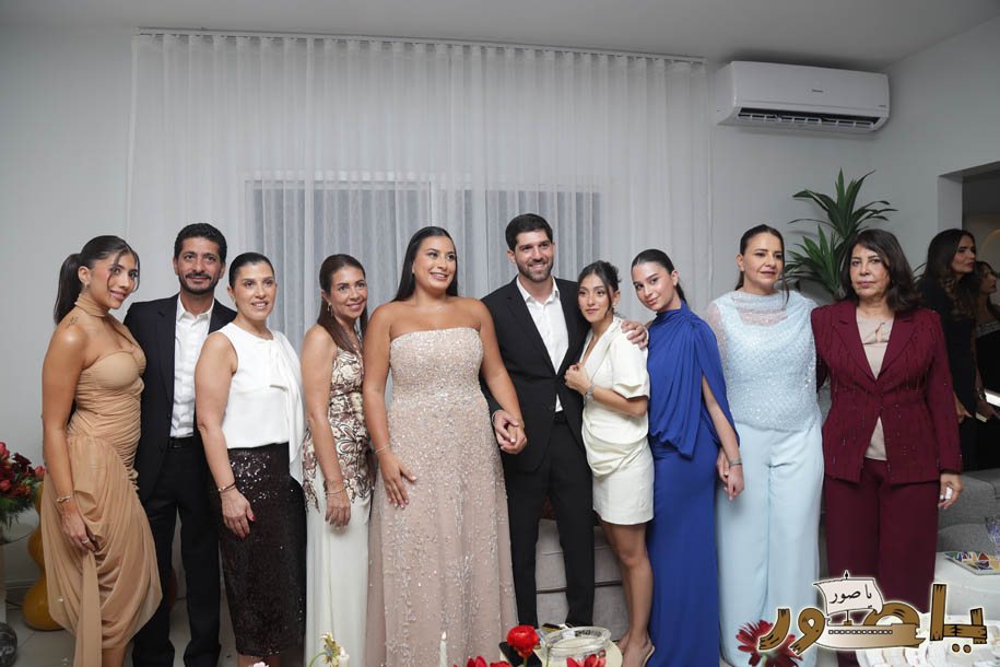 بالصور من أبيدجان: خطوبة الشاب حمزة فرحات على الآنسة إيفانا ياسين