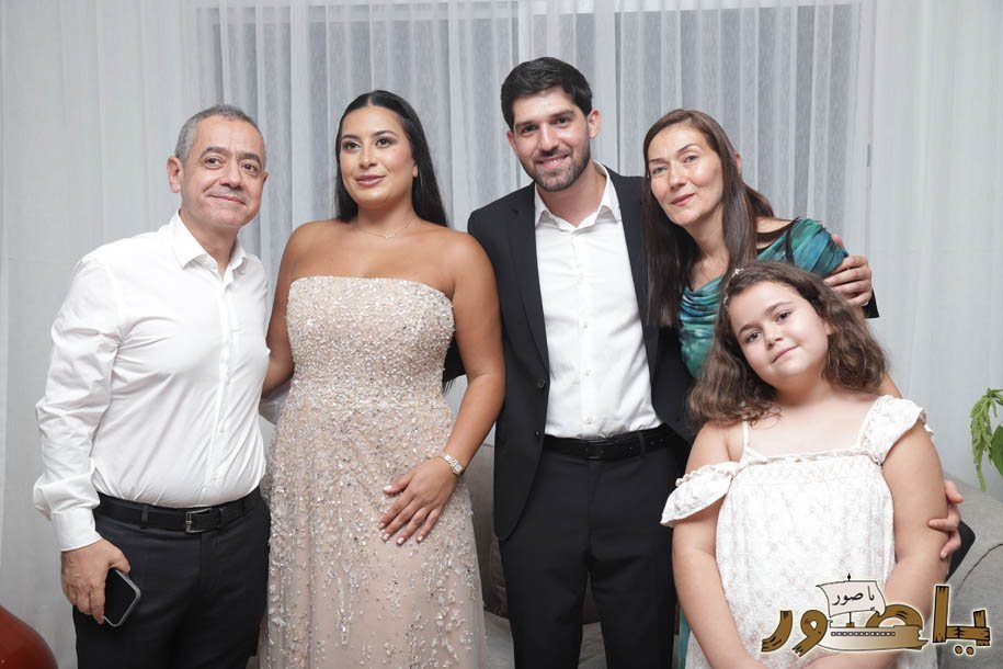 بالصور من أبيدجان: خطوبة الشاب حمزة فرحات على الآنسة إيفانا ياسين