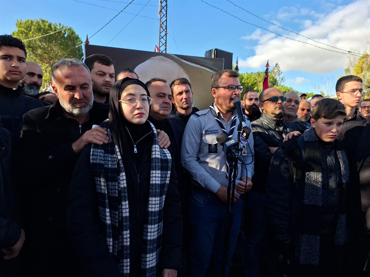 حركة أمل تودع رئيس جمعية رواد الرسالة الإسلامية وعضو المجلس الاستشاري المفوض العام الأسبق لجمعية كشافة الرسالة الاسلامية القائد الرسالي حسن حمدان بمأتم مهيب في بلدة أرنون