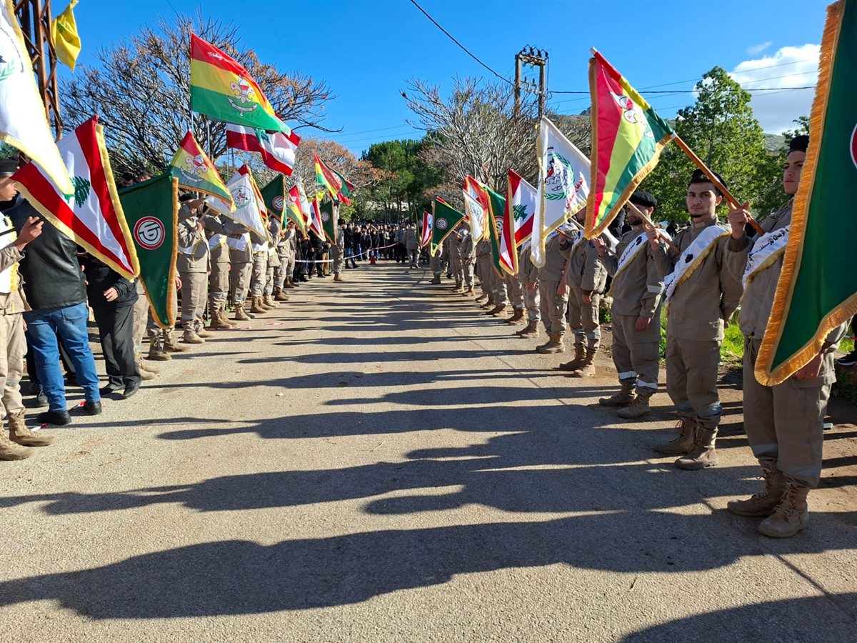 حركة أمل تودع رئيس جمعية رواد الرسالة الإسلامية وعضو المجلس الاستشاري المفوض العام الأسبق لجمعية كشافة الرسالة الاسلامية القائد الرسالي حسن حمدان بمأتم مهيب في بلدة أرنون