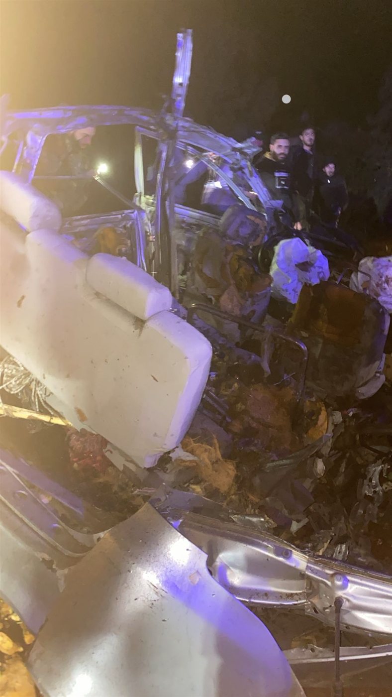 عاجل غارة تستهدف سيارة بين بلدتي ميفدون وزوطر