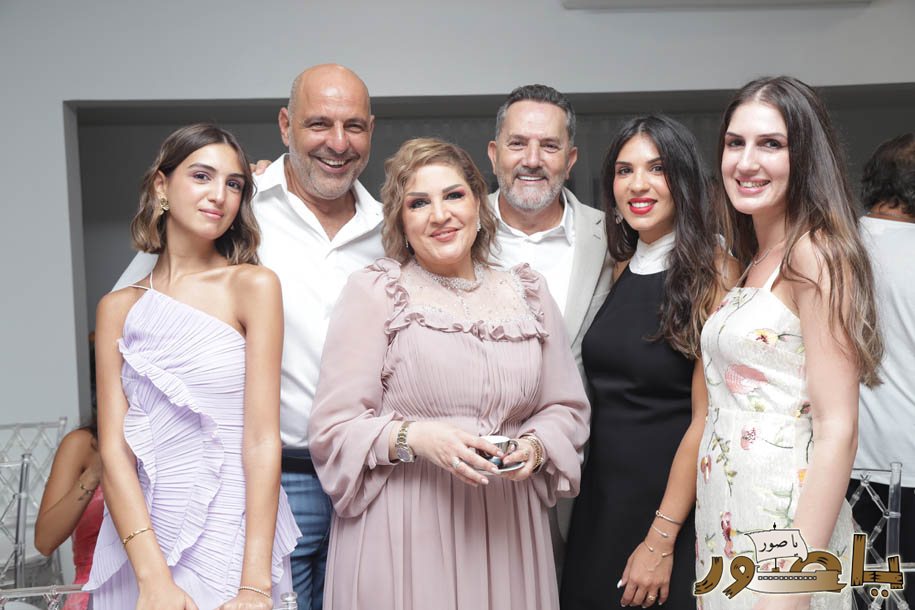 بالصور من أبيدجان: خطوبة الشاب حمزة فرحات على الآنسة إيفانا ياسين