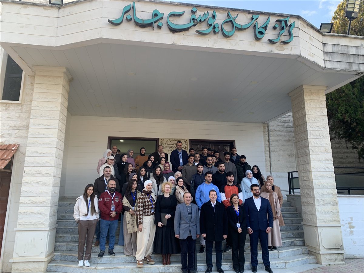 الوزير كمال شحادة يطلق المنصة الوطنية للتدريب الرقمي NUMU من النبطية